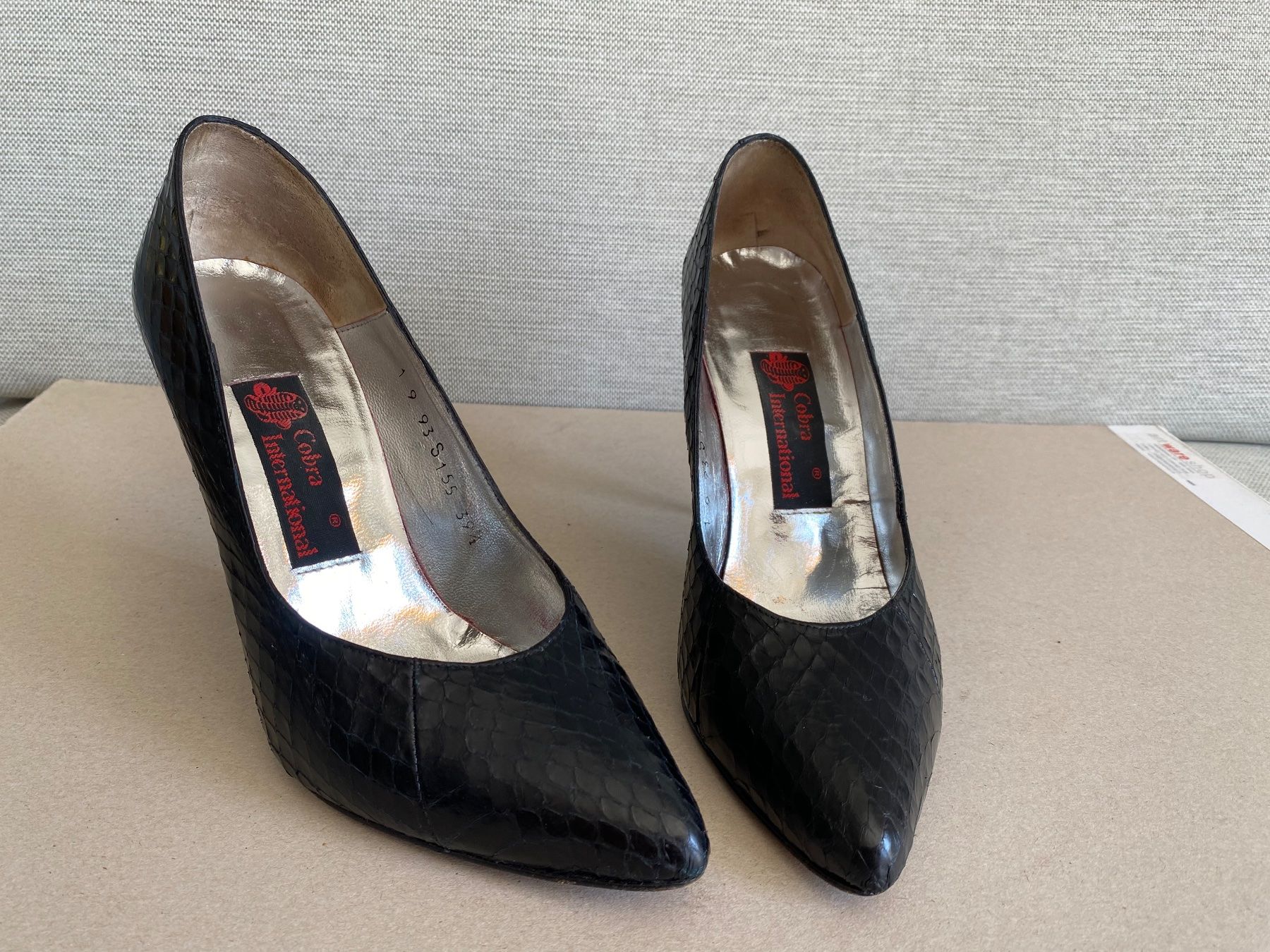 Scarpe da donna: Vintage Pumps Schlangenoptik, Gr. 39 – Usato da Zürich venduto da hatschina 1