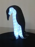 3D-Pinguin gebückt, IP44 für Aussenanwendung geeignet