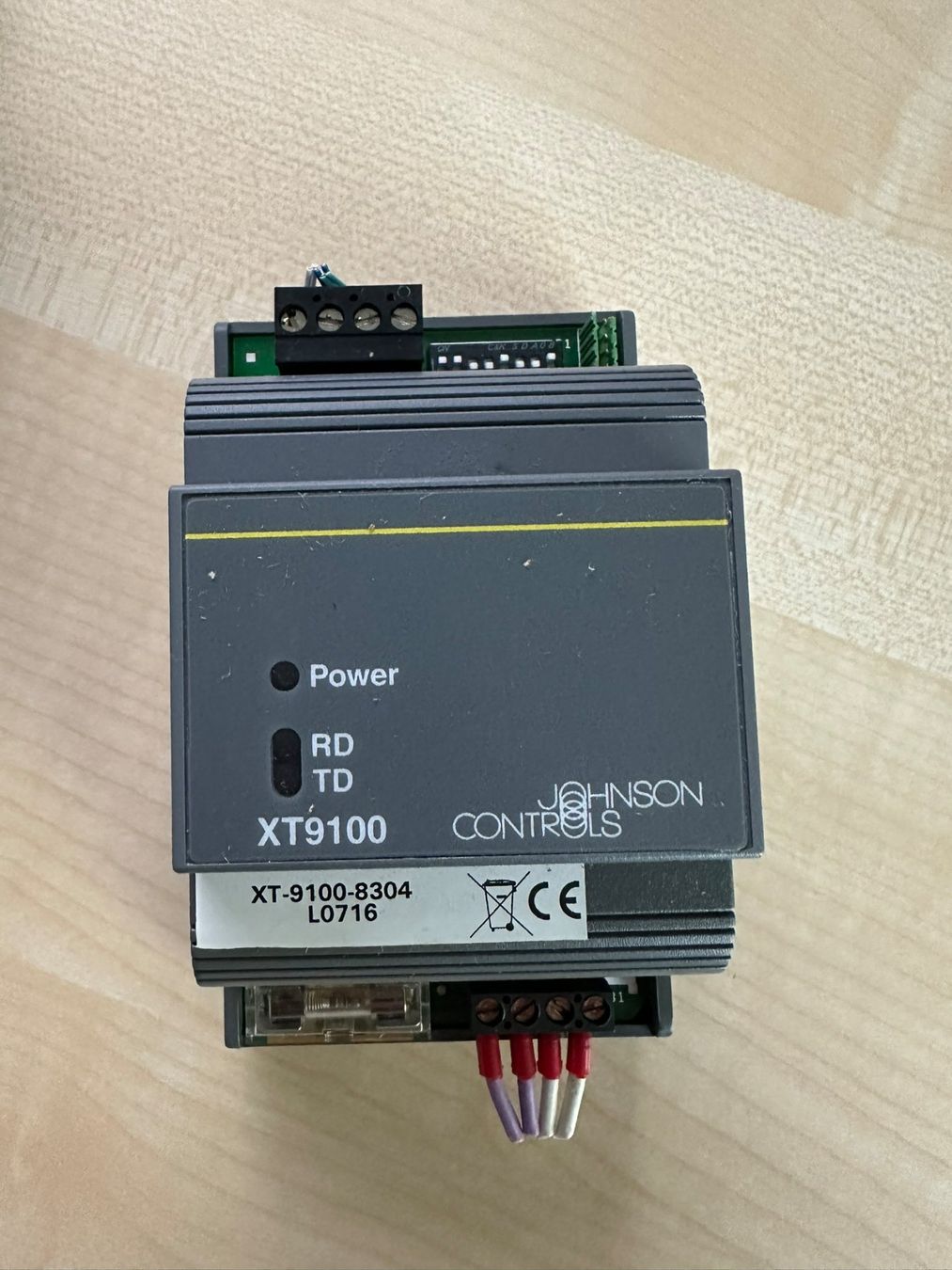 Componenti elettronici: Johnson Controls XT-9100-8304 – Usato da Utzigen venduto da steven_3000