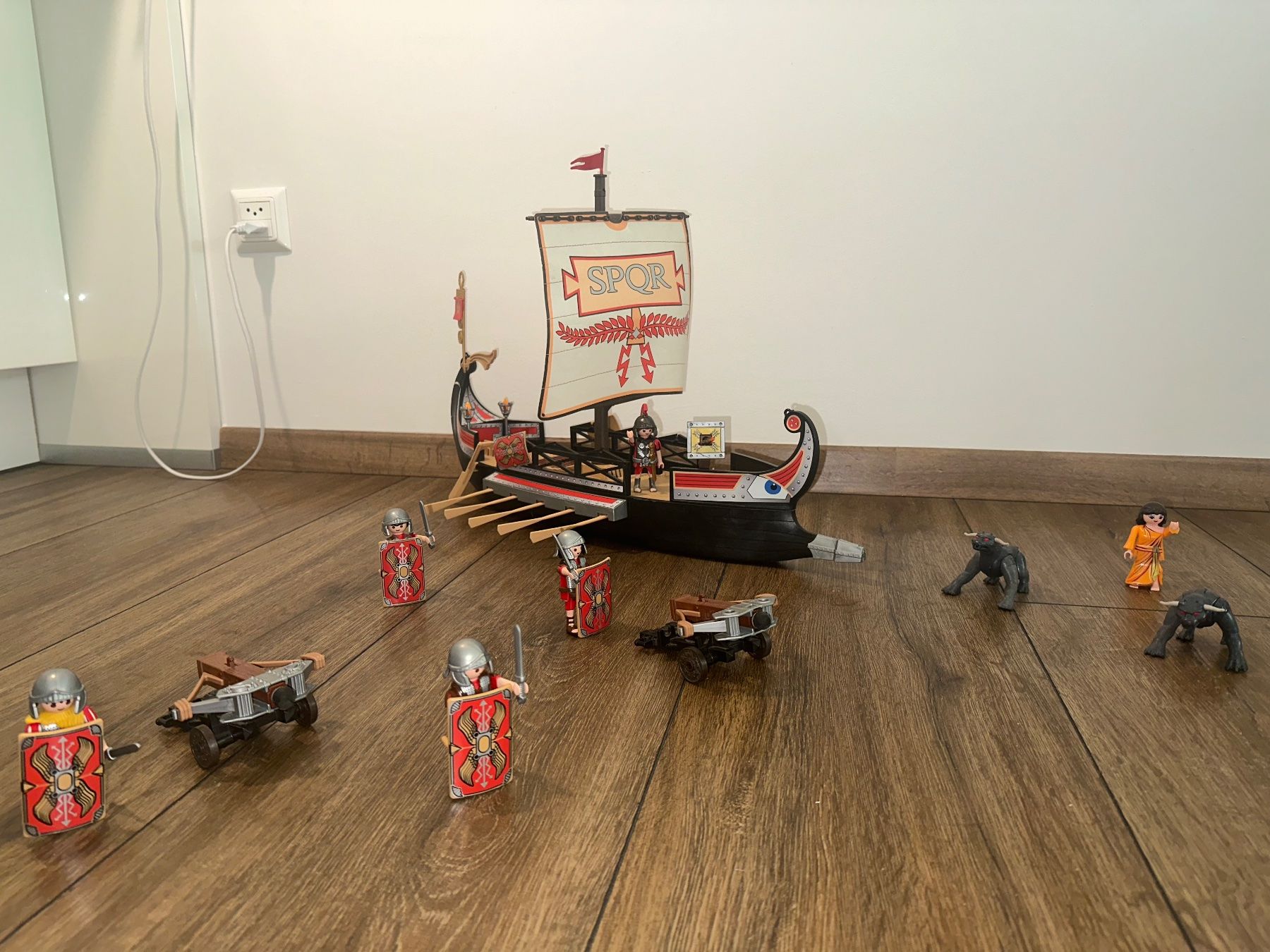 Playmobil Spielzeuge: PLAYMOBIL RÖMER MIT SCHIFF und Gegnern – Gebraucht aus Neftenbach von M.Knoerle