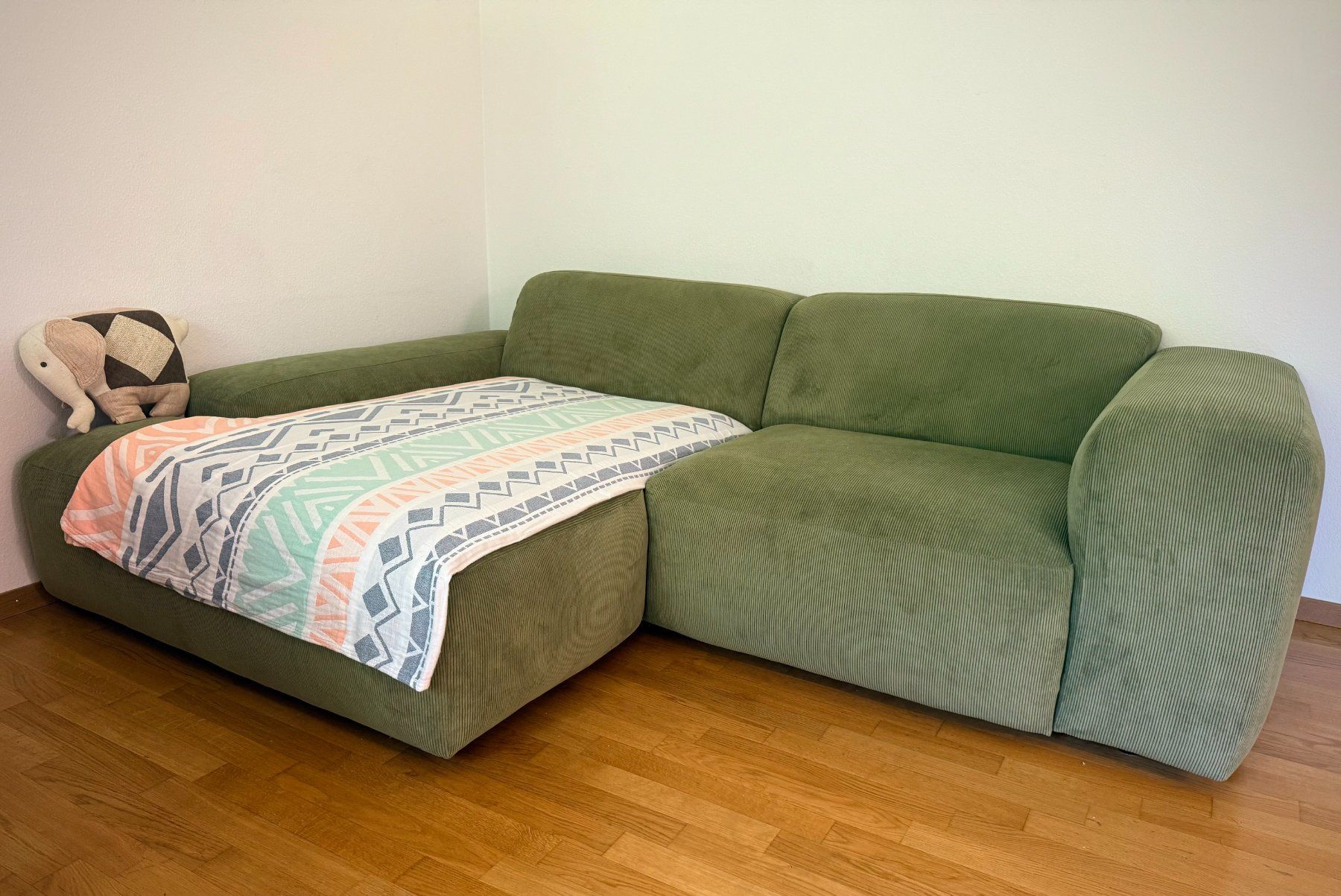 Sofas: Neuwertiges Ecksofa | NP CHF 1'550 – D'occasion à Zürich par YL.now 1