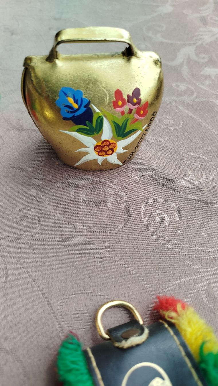 Campanacci mucche: Kuhglocke handbemalt mit Alpenblumen und Text – Usato da Glashütten venduto da lightmoon 4