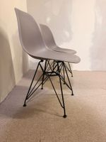 2er Set Schalenstuhl grau ähnlich wie Vitra Eames Stühle