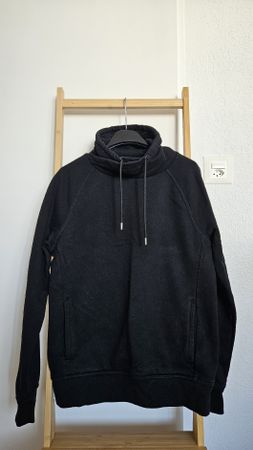 Black hoodie, size S. female 