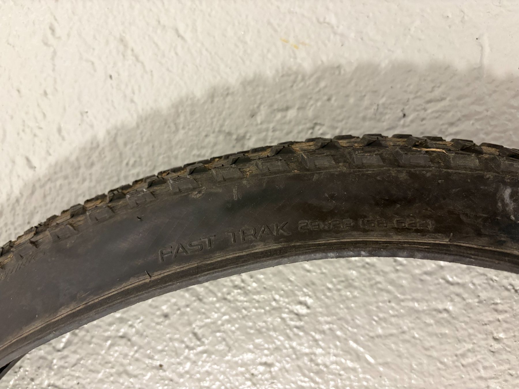 Pièces détachées: 3 x Specialized Fast Track XC Reifen – D'occasion à Laufen par scylla09 5
