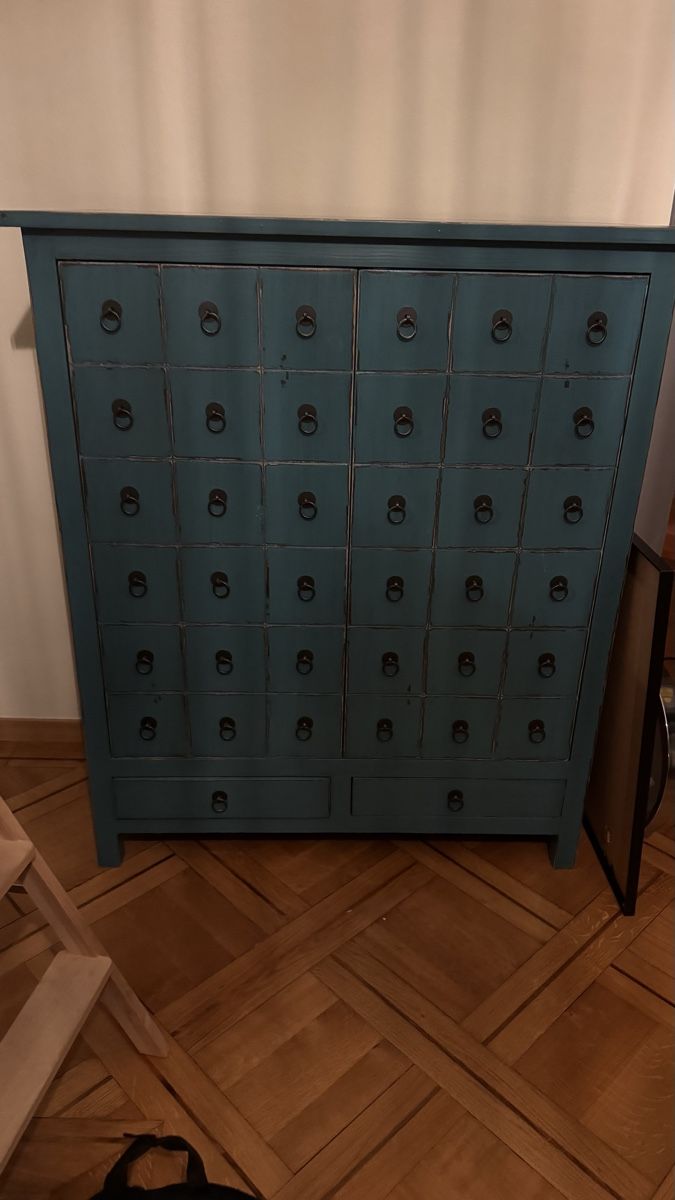 Schränke: Antique style storage cupboard – Gebraucht aus Lausanne von rob_n5cg 1