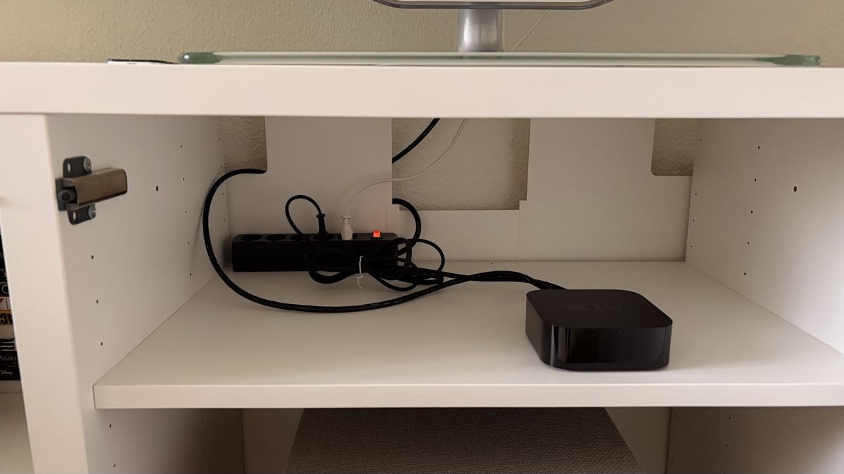 Cassettiere: Sideboard/TV Möbel von Ikea, weiss – Usato da Sursee venduto da van.jan 2