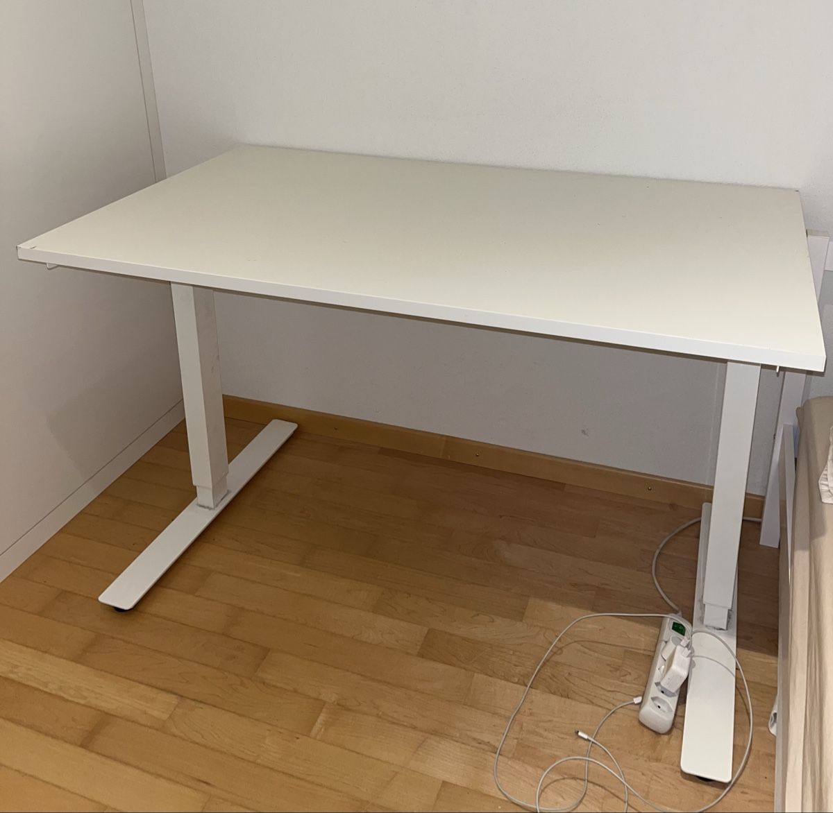 Scrivanie: Schreibtisch – Usato da Chur venduto da lua_7j7m