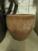 Schlichter Terrakotta-Topf, Durchmesser ca. 50cm, H ca. 46cm