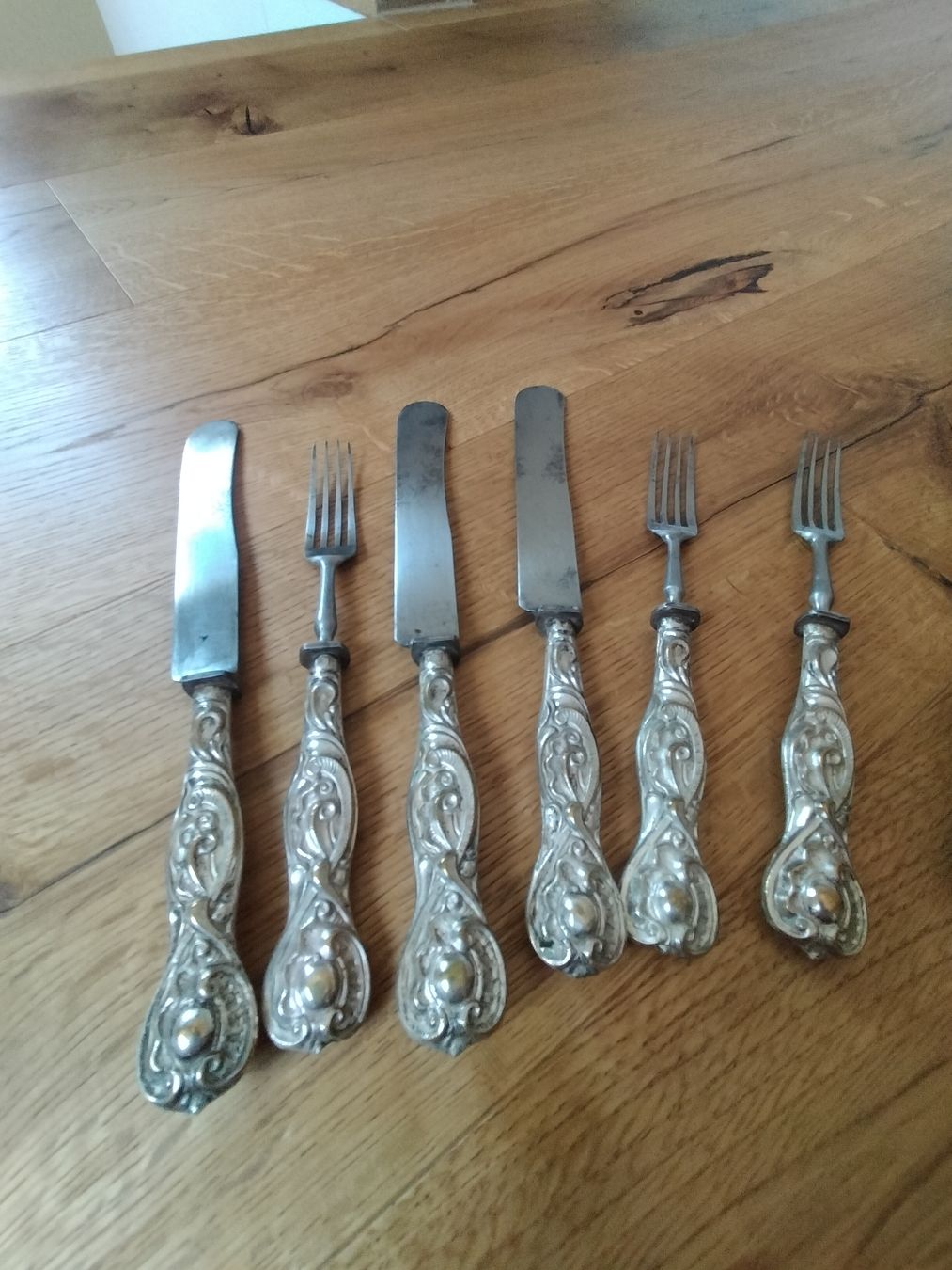 Set di posate: Antikes Besteck Lot / Versilbert – Usato da Müselbach venduto da pat_9c9w 6