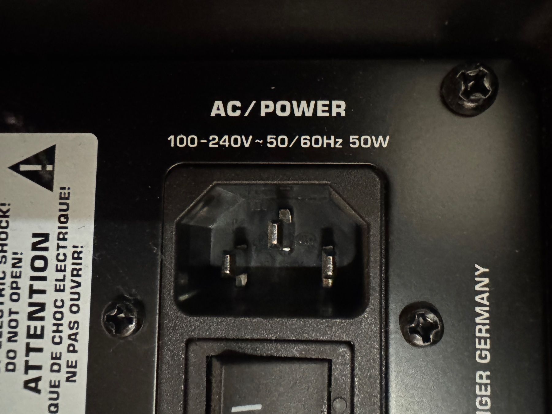 Behringer Haut-parleurs: Lautsprecher mit Stativ Set Behringer – D'occasion à Rapperswil SG par Nida.h 5