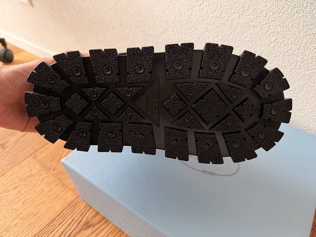 Dior Scarpe da uomo: Damen Winterschuhe Dior Grösse 41/42 – Nuovo e nell'imballaggio originale da Feldbrunnen venduto da mas_g2qr 3