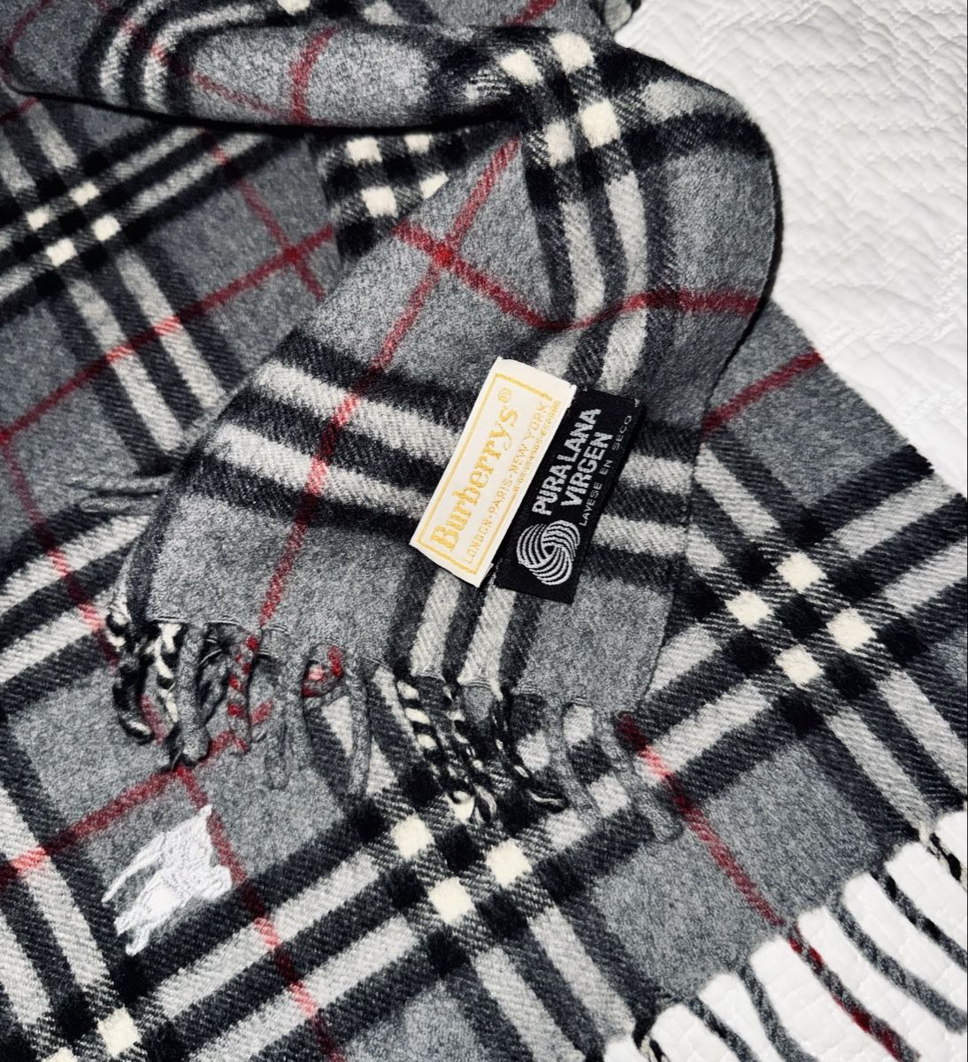 Burberry Foulards, Tücher & Schals: Burberry - Wool Scarf – Neu (gemäss Beschreibung) aus Collonge-Bellerive von alejan_0984 1