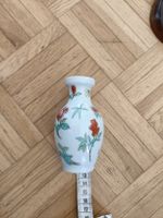 Vaso in ceramica decorato con fiori Made in China misura 13c