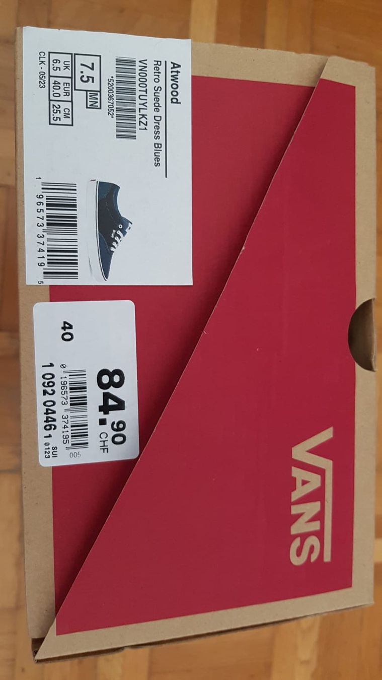 Vans Scarpe da uomo: Vans ARWOOD Retro Suede Gr.40,Leder. – Nuovo e nell'imballaggio originale da Zürich venduto da ata_c8nh 7