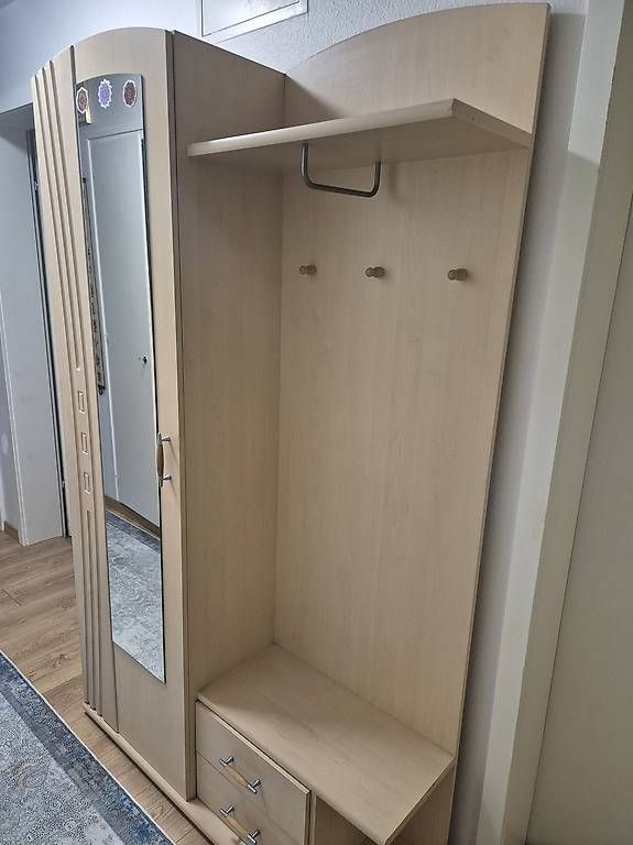 Garderobe: Garderobe zu verschenken – Gebraucht aus Winterthur von Daniii_ray