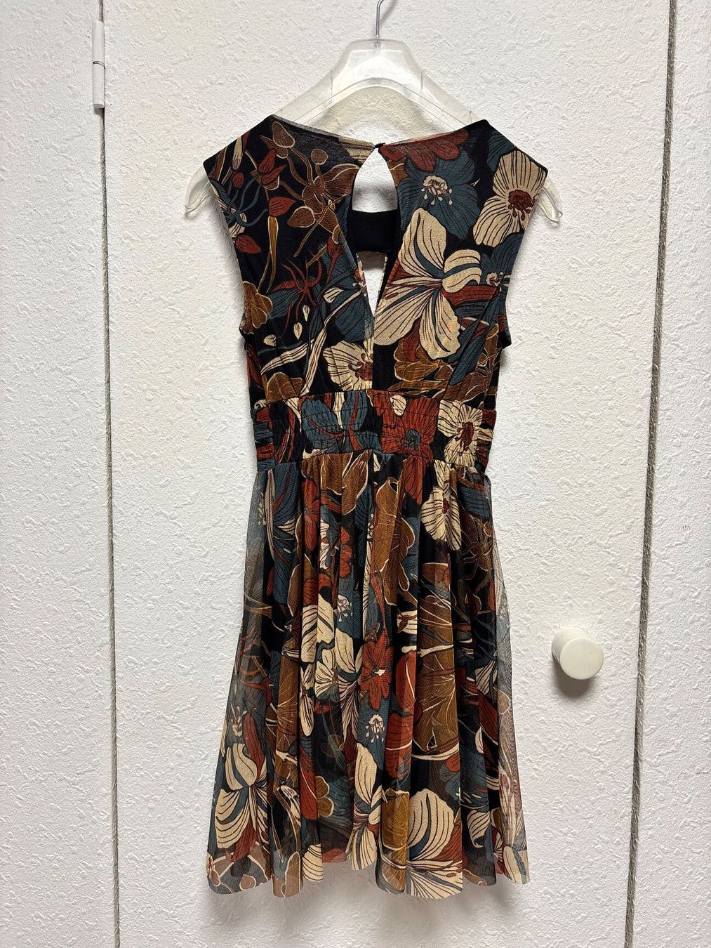 Robes: Rinascimento Kleid Gr. XS – D'occasion à Bottmingen par ana_5hrv 2
