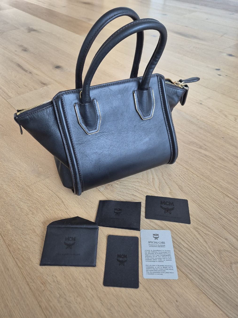 Mcm Borse da donna: MCM Ledertasche in gutem Zustand – Usato da Faulensee venduto da edart24 8