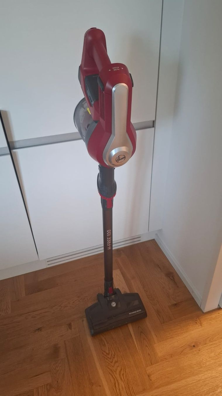 Hoover Aspirapolveri & Accessori: Hoover Staubsauger ohne Beutel – Usato da Sempach venduto da johfurrer