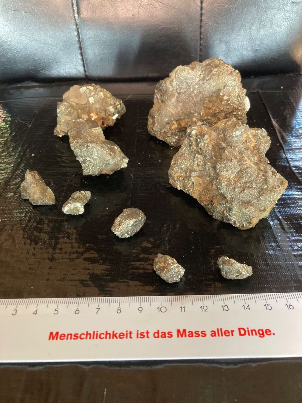 Minerali & Pietre curative: Pyrit-Sammlung – Usato da Ruschein venduto da strudelbrown 2
