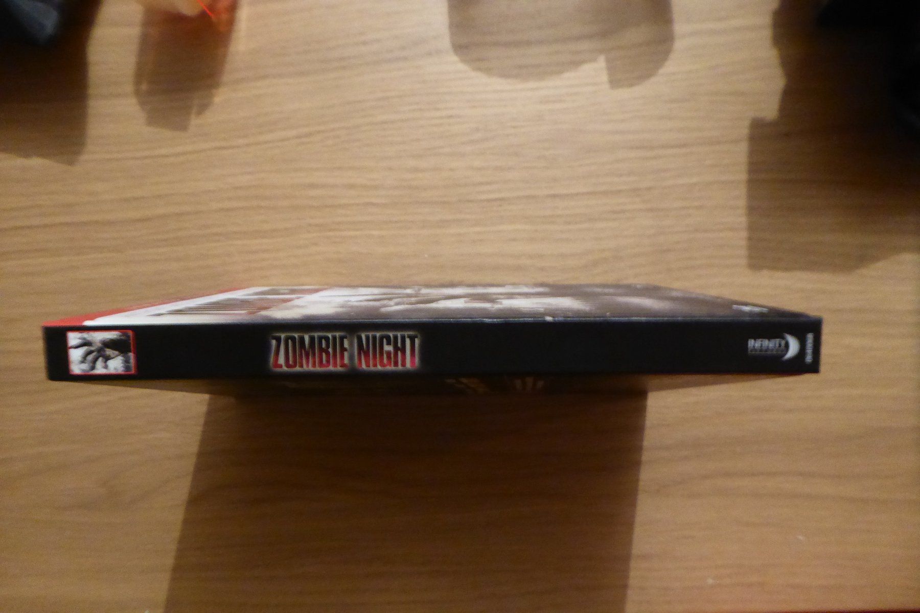 Tutti i DVDs: Mediabook Zombie Night – Usato da Allschwil venduto da Summelsarium 5