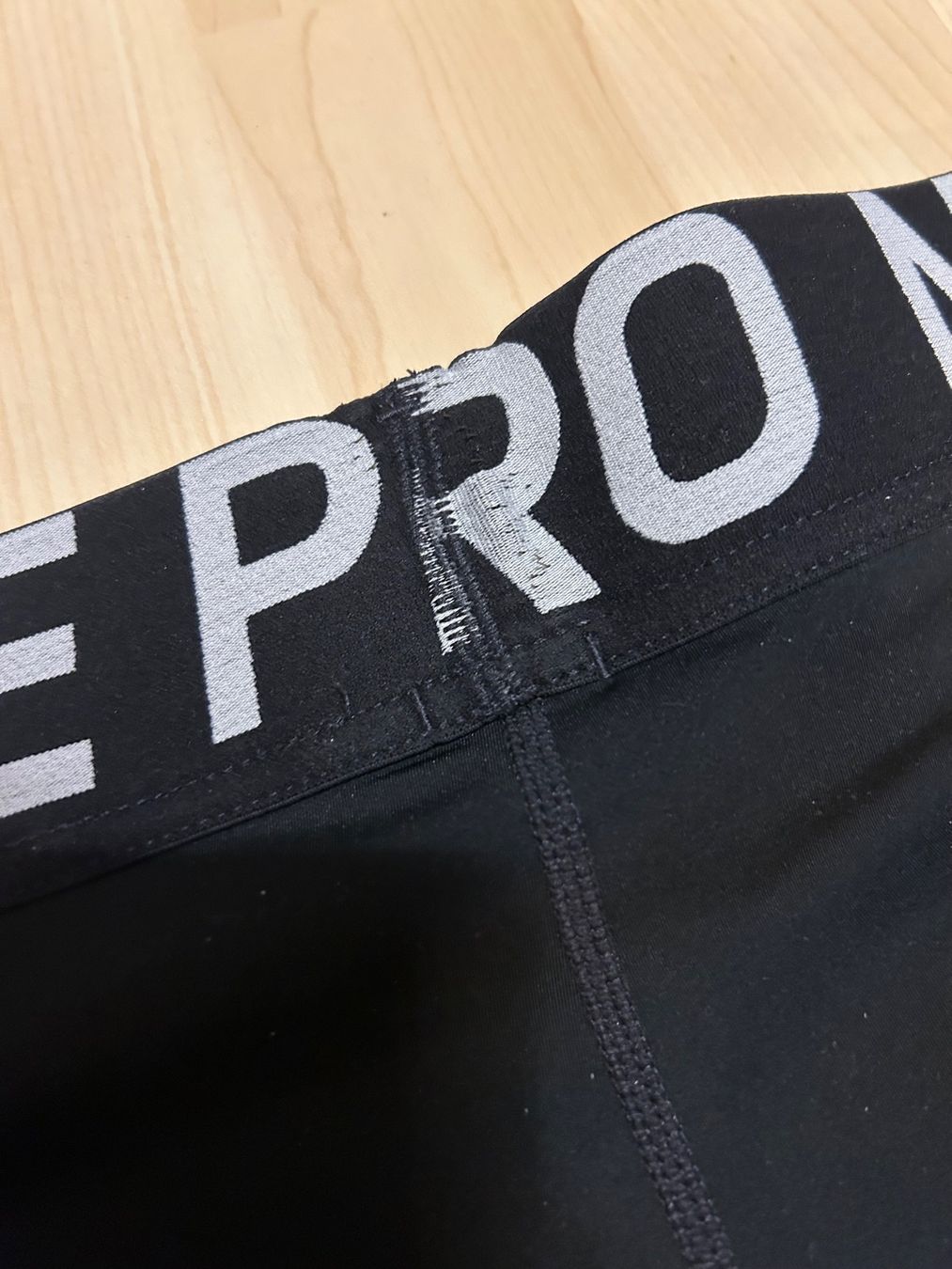 Nike Pantaloni: Nike Pro Shorts – Usato da Langenthal venduto da Miichelle 2