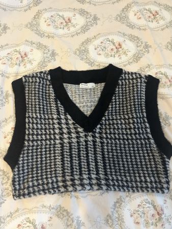 Strickweste Bershka schwarz weiss kariert Grösse M neu