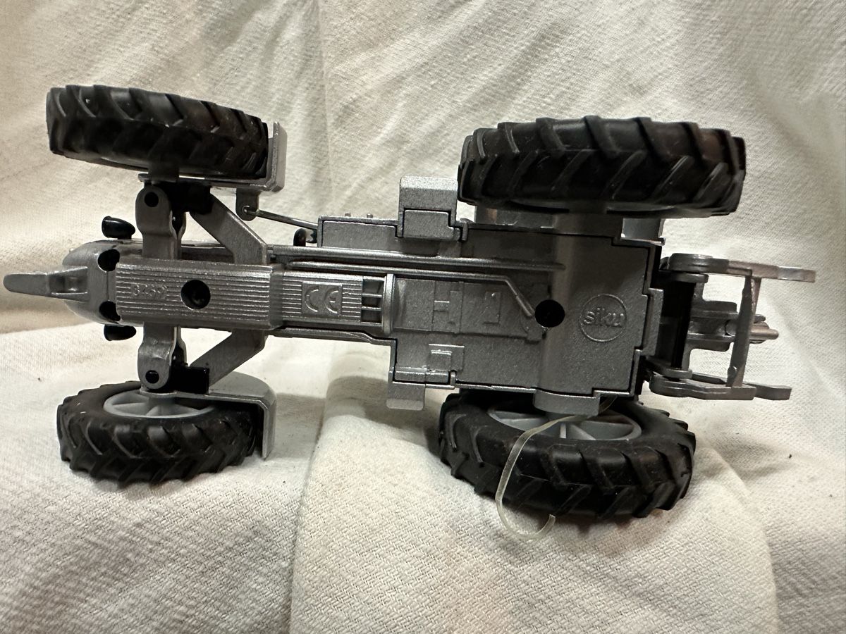 Siku Modellini d'auto: Siku schlüter traktor – Nuovo (secondo la descrizione) da Reinach AG venduto da rares75 4