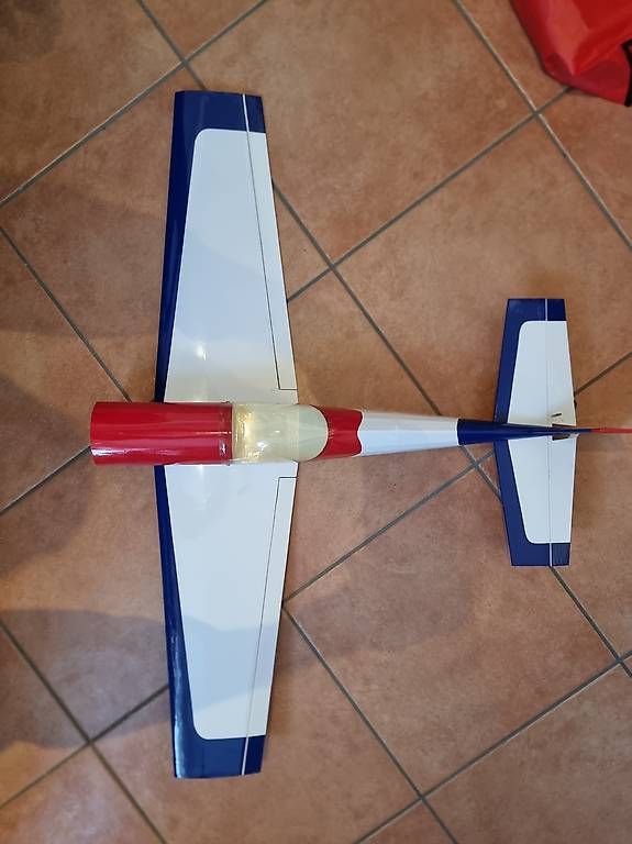 Modellismo RC: Aereo rc 90cm acrobatico – Usato da Genestrerio venduto da Ema_Momo
