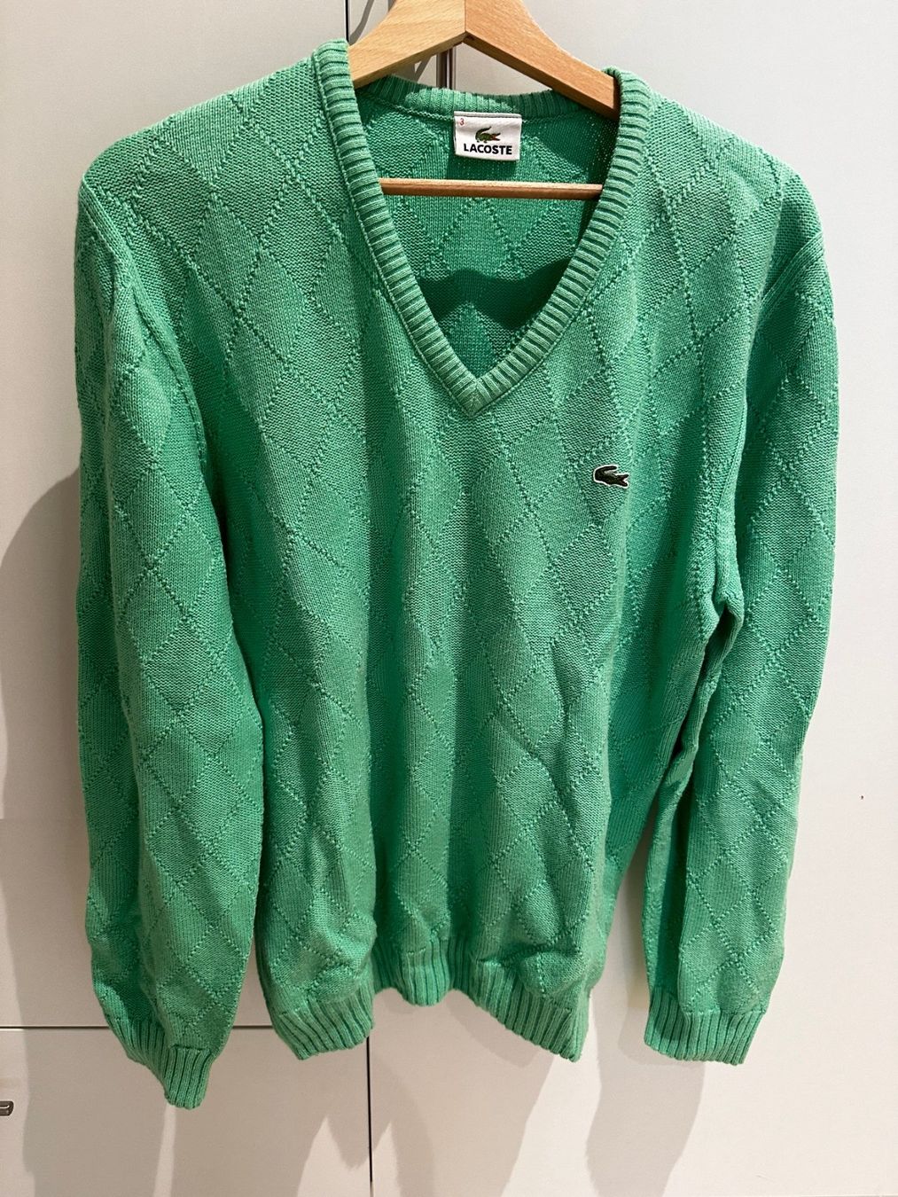 Pullover & Sweatshirts: Lacoste Wool Sweater, V-Neck, Size 3 – Gebraucht aus Wilen b. Wollerau von ccgold 1