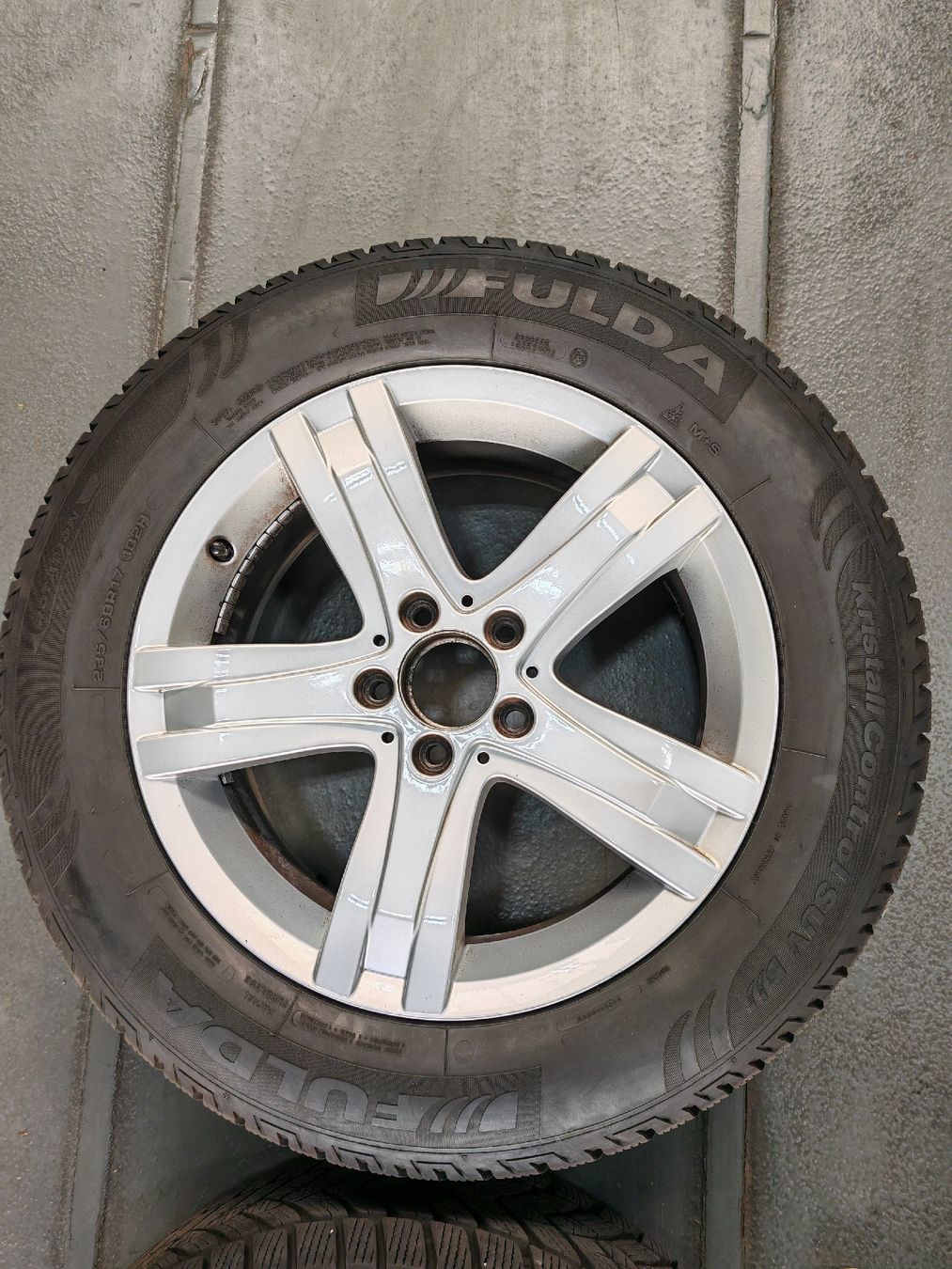 Pneumatici & Ruote complete: Mercedes GLK Winterräder 17" – Usato da Oberengstringen venduto da 156driver 4