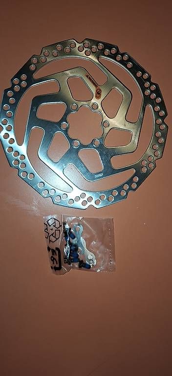 Shimano Pezzi di ricambio: Disco Shimano SM-RT26 180 mm – Nuovo e nell'imballaggio originale da Vacallo venduto da cross02 1