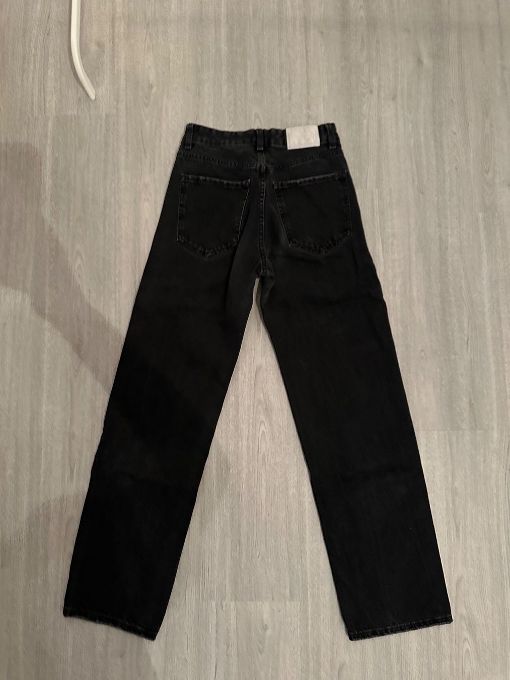 Bershka Jeans: Straight Leg Jeans – Usato da Liestal venduto da Cliestal 1