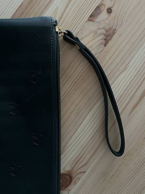 Taschen: Maison Mollerus Vinerus Pochette Camoghe  – Gebraucht aus Thun von noe_5tzm 2
