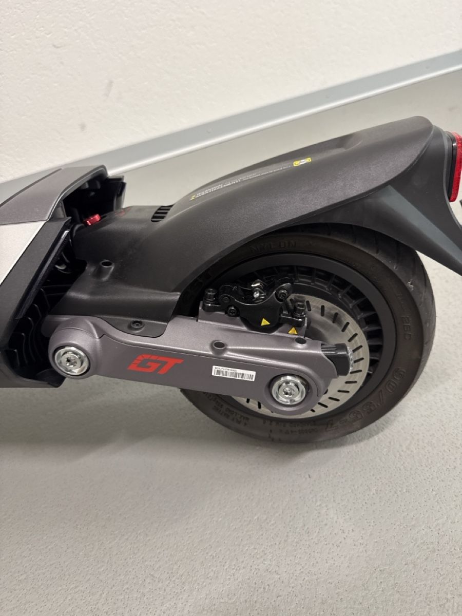 Scooter: Segway Ninebot GT1 Scooter  – Nuovo (secondo la descrizione) da Bülach venduto da Suters0403 4