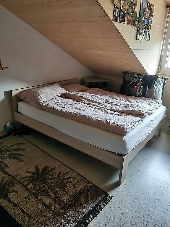 Letti: Bett holzoptik mit LED  – Usato da Kehrsatz venduto da Noberli 1