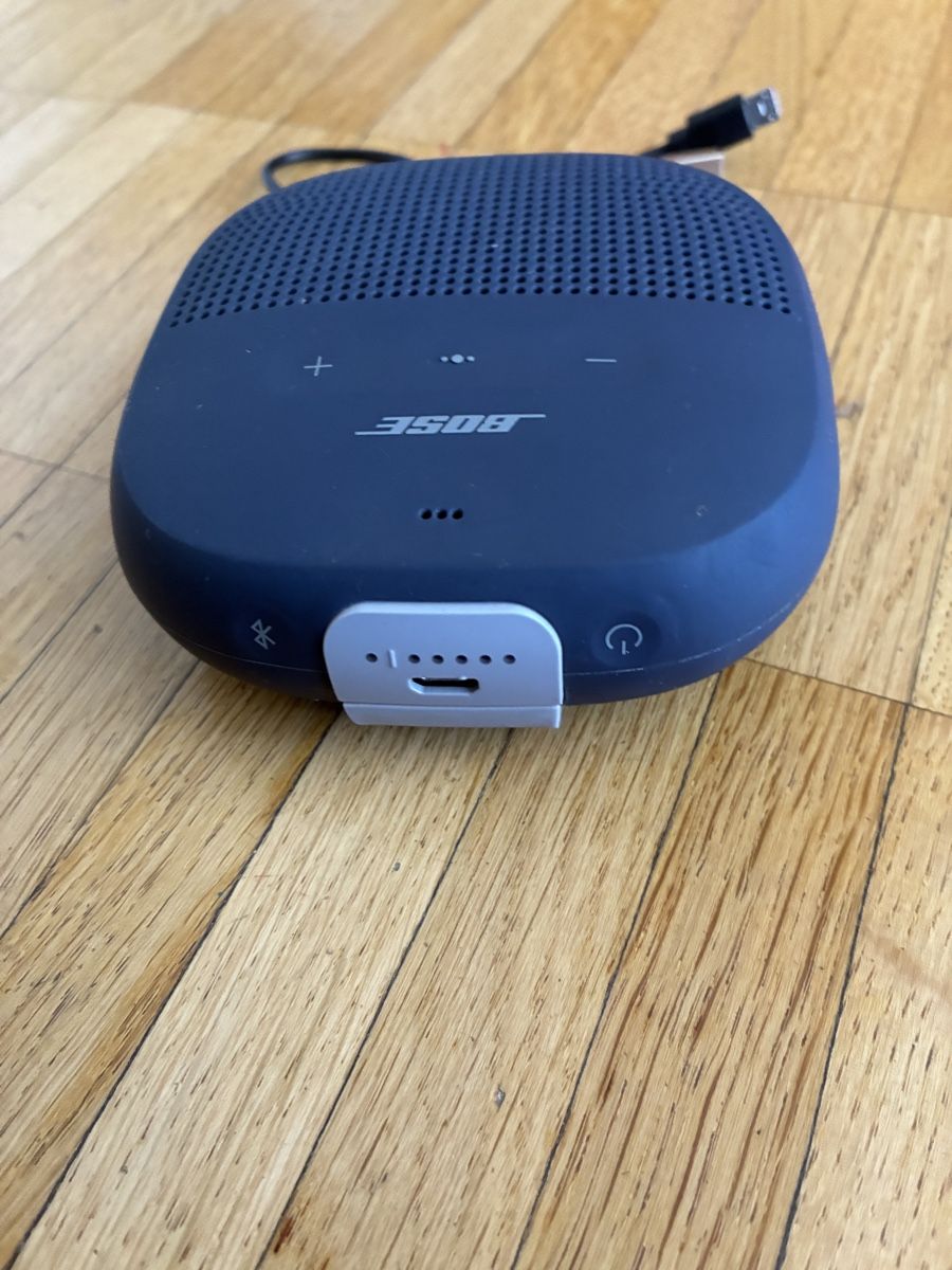 Bose Haut-parleurs: Enceinte portable Bose SoundLink Micro bleu – D'occasion à Zürich par rox_l9cg 2