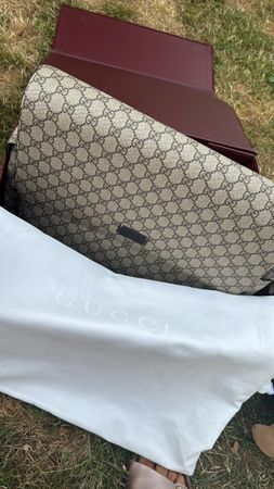 Gucci Tasche Monogram Canvas braun Herren Damen guter Zustan