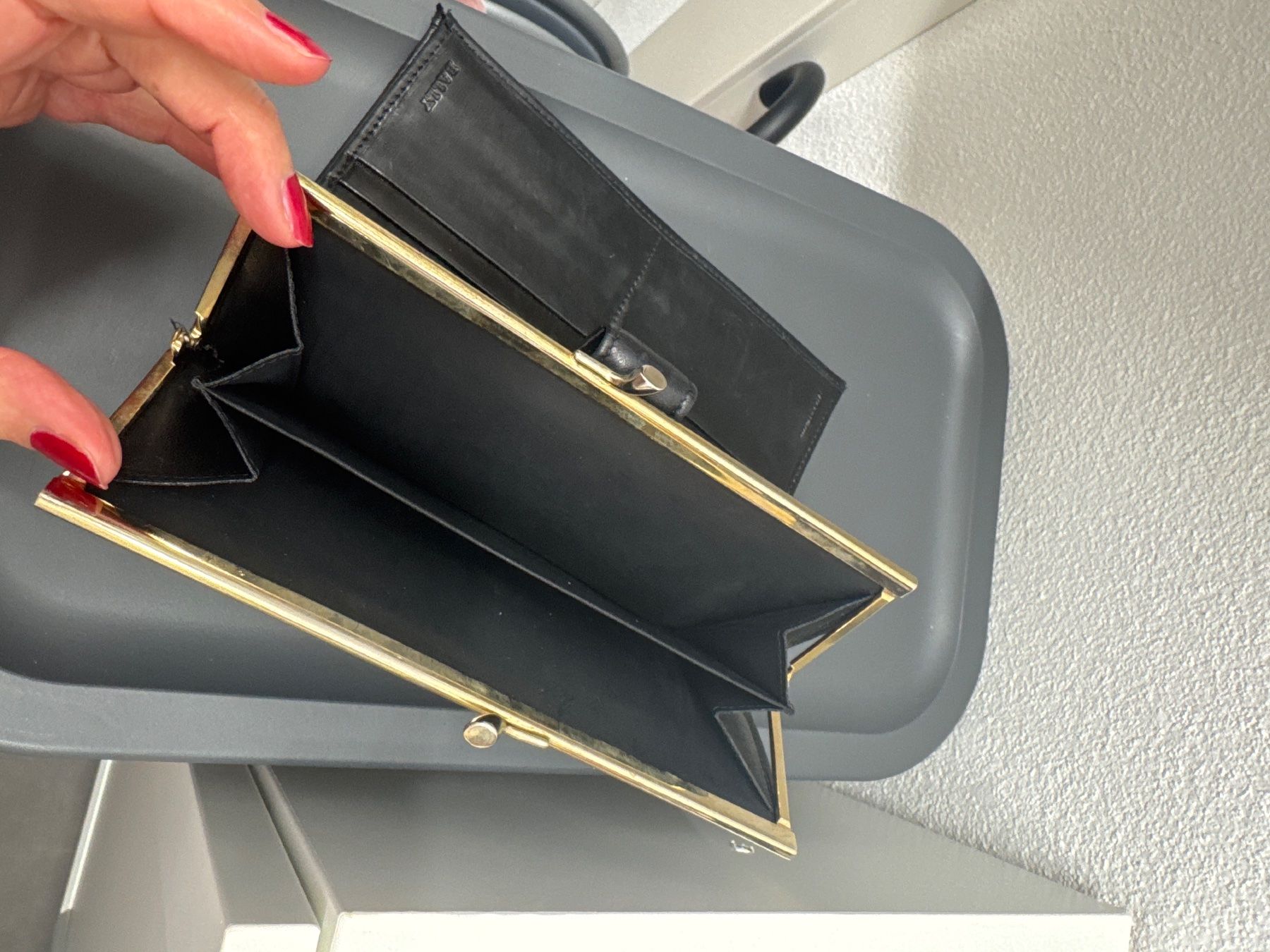 Bally Portamonete: BALLY Portemonnaie schwarz – Usato da Zürich venduto da sue00 2