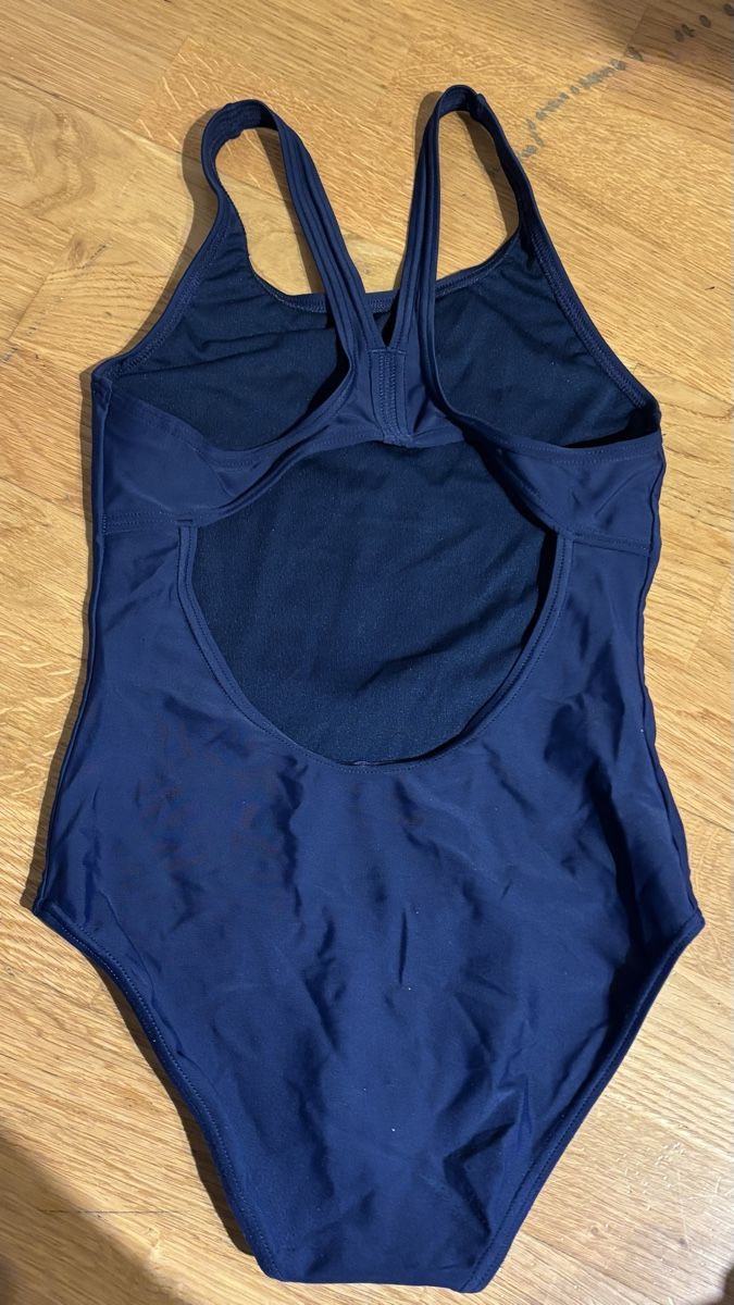 Arena Costumi da bagno & Bikini: Arena Badeanzug Gr. 152 – Usato da Wetzikon ZH venduto da pinkilady44 2