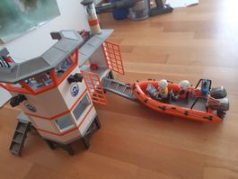 Playmobil station de sauvetage en mer avec bateau