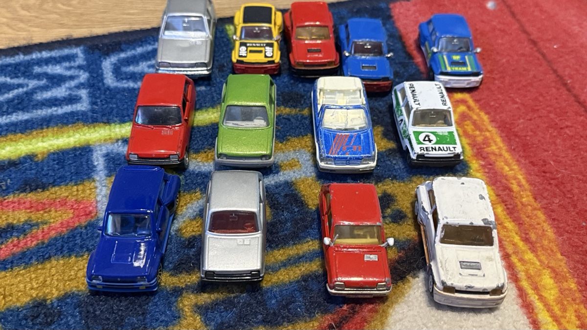 Renault Modellautos: 13 Renault 5 divers marques  – Gebraucht aus Villars-sur-Glâne von Mitodc2 1
