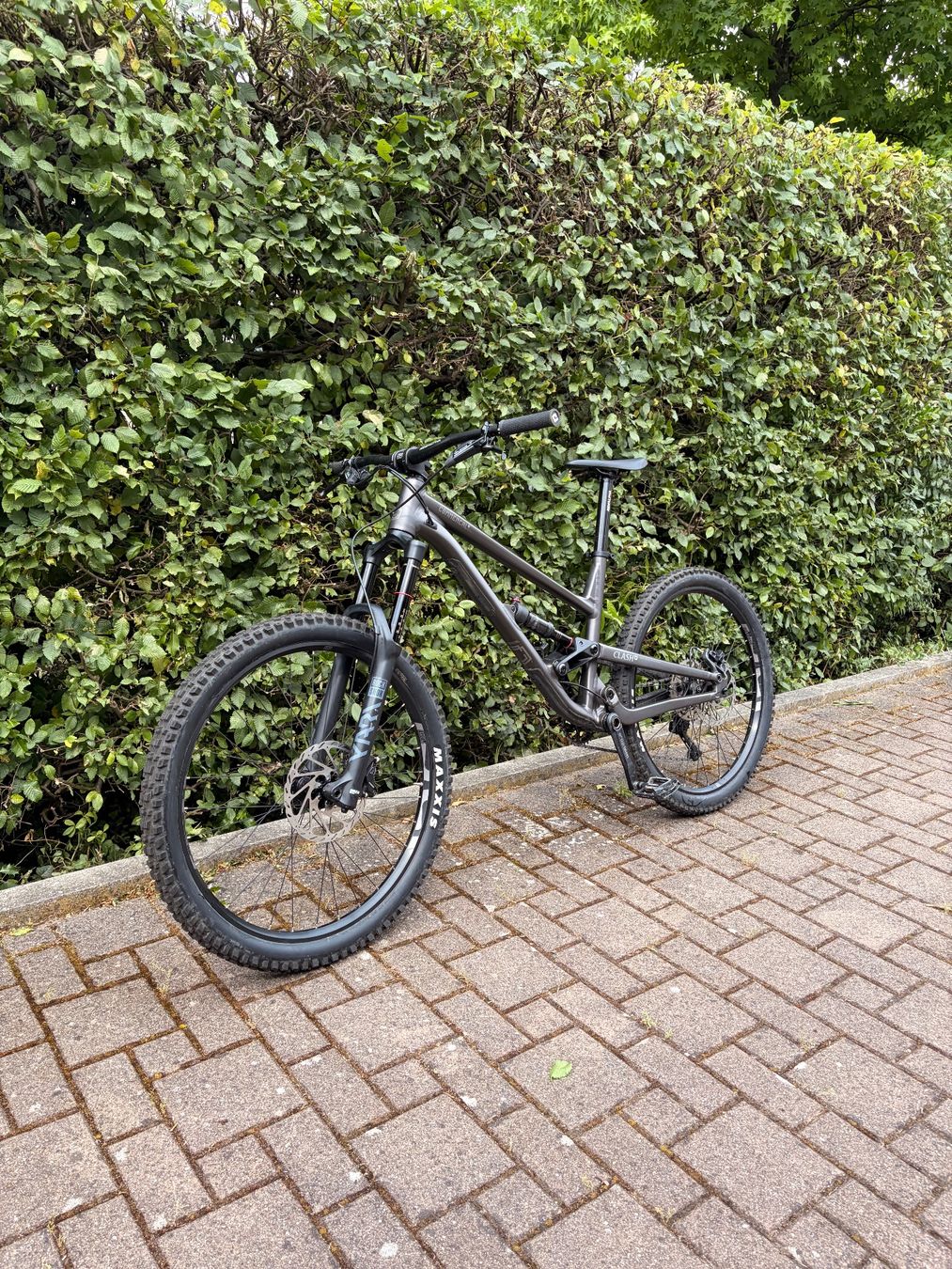 Commencal Biciclette: Commencal Clash Origin Dark Slate/ wie neu – Usato da Muttenz venduto da camillo2005 2