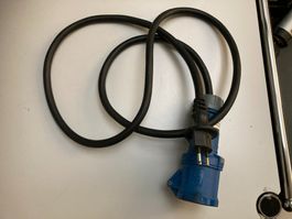 Camping Stecker/Buchse, 3-polig, blau, 2.5m! Adapter