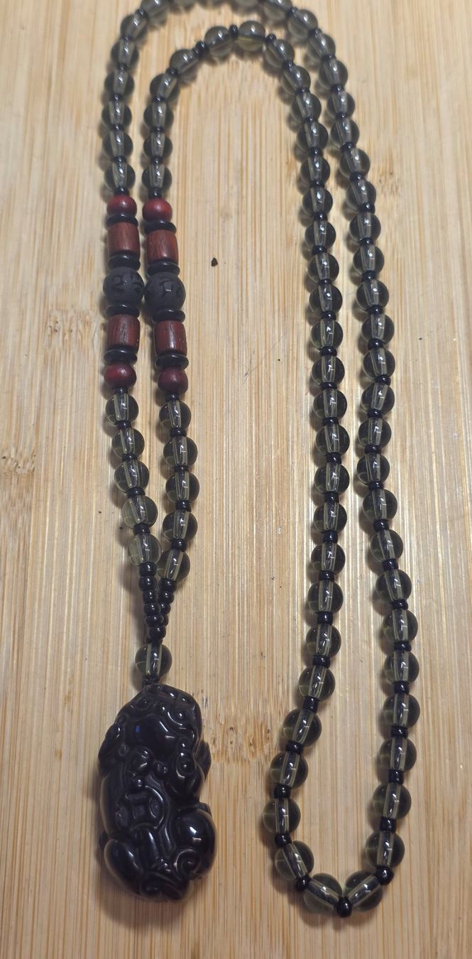 Minerali & Pietre curative: Eis Obsidian Pixiu Halskette – Nuovo e nell'imballaggio originale da Matzingen venduto da Shay_Crystalz