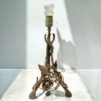 Lampe Art Nouveau BAG TURGI décor ronce roses en fer forgé
