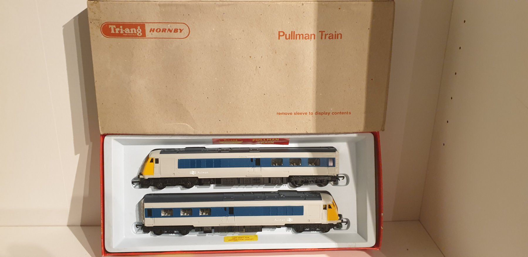 Hornby Trains électriques: Tri-Ang Hornby 00  Englischer Pullman Train R555C – Neuf (Voir description) à Neuenhof par ludovicco