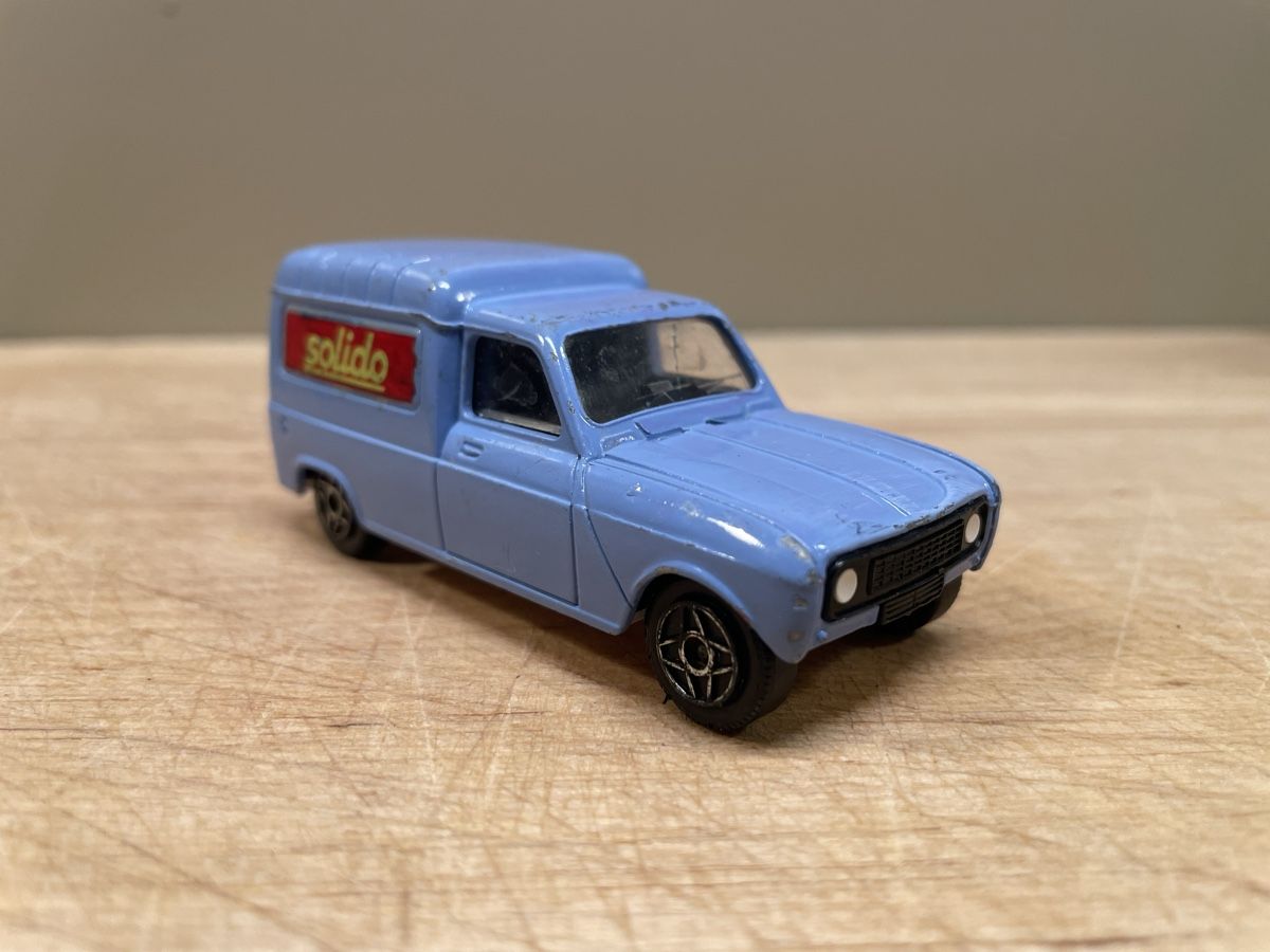 Solido Modellini d'auto: Solido Renault 4 Fourgonette – Usato da Frauenfeld venduto da Challenger77