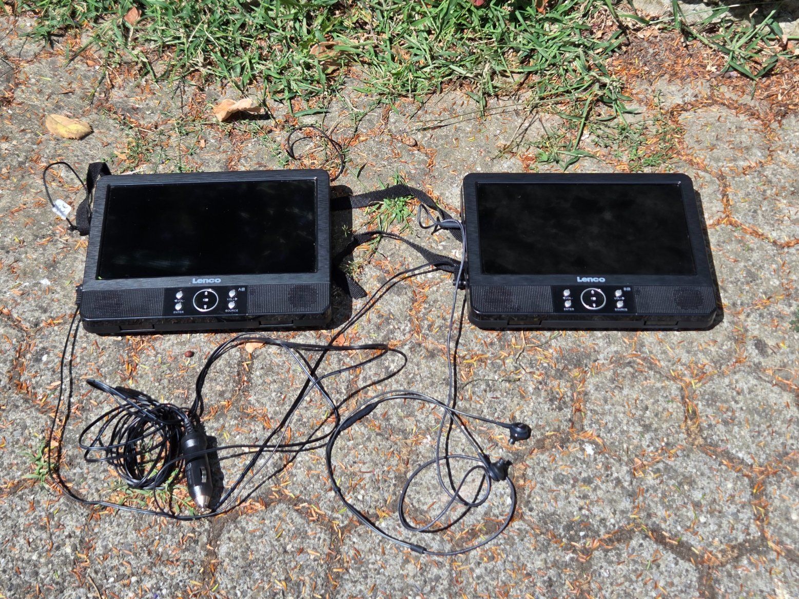 Lenco Lecteur media portable: Lenco Portable DVD Player - 2 Stk. – D'occasion à Bellach par fab_t8gy 7