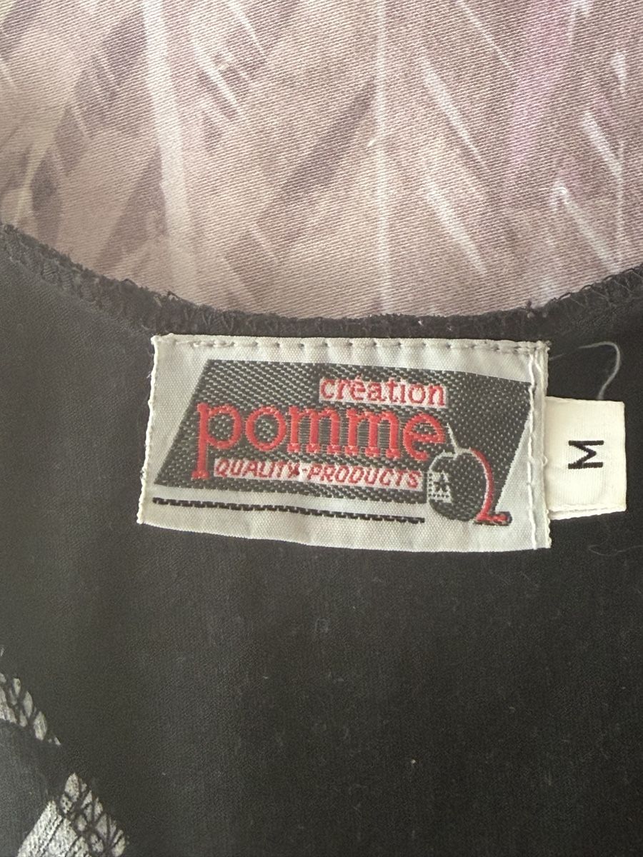 T-shirt: T-shirt pomme – Usato da Neuchâtel venduto da nini068 3